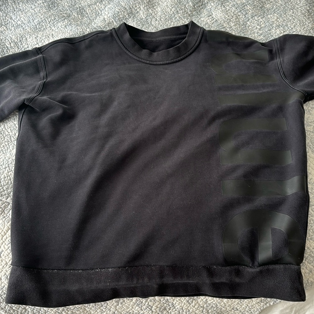 Lululemon logo crewneck sweatshirt